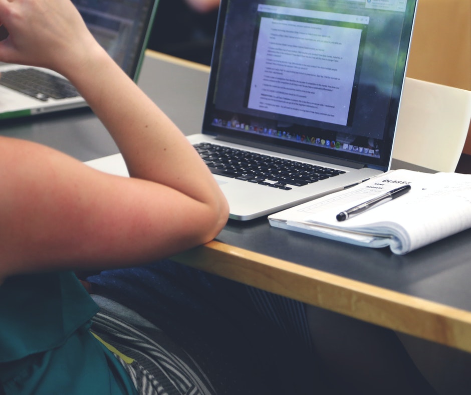 TaxTips.ca Students Tuition, education and text book tax credits